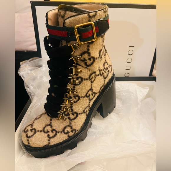 Gucci Authentic boots size 6 - Picture 1 of 3